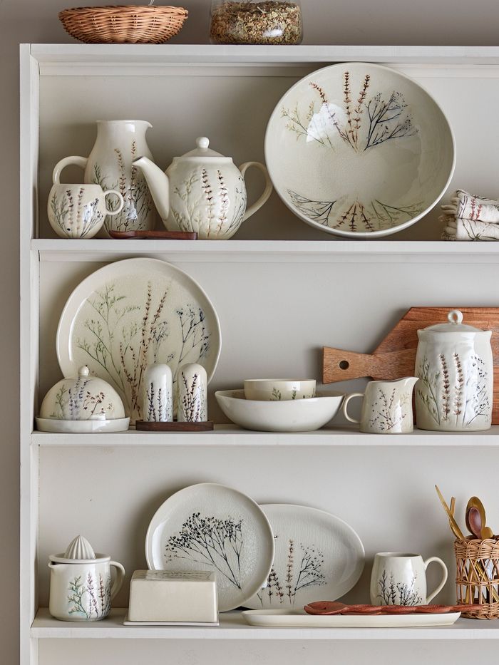 Bea Jug чулуун хээтэй сүүний сав

