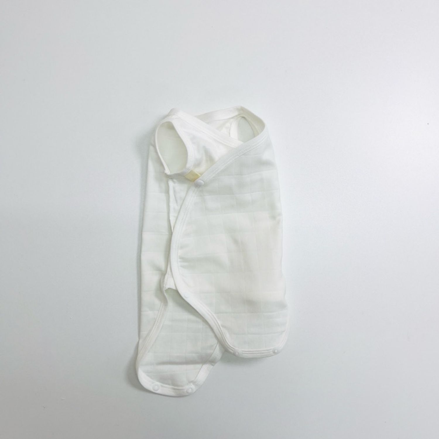 Муслин бүтэн онгойдог майкан боди