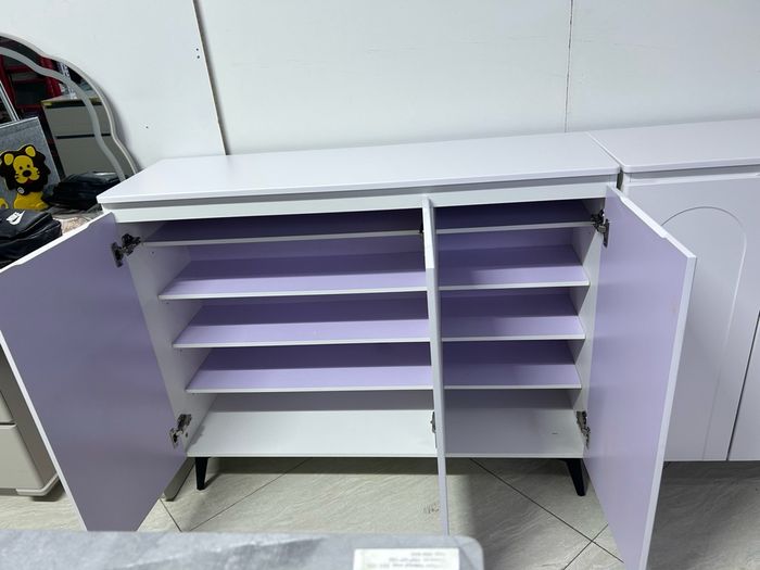 33тай цагаан 