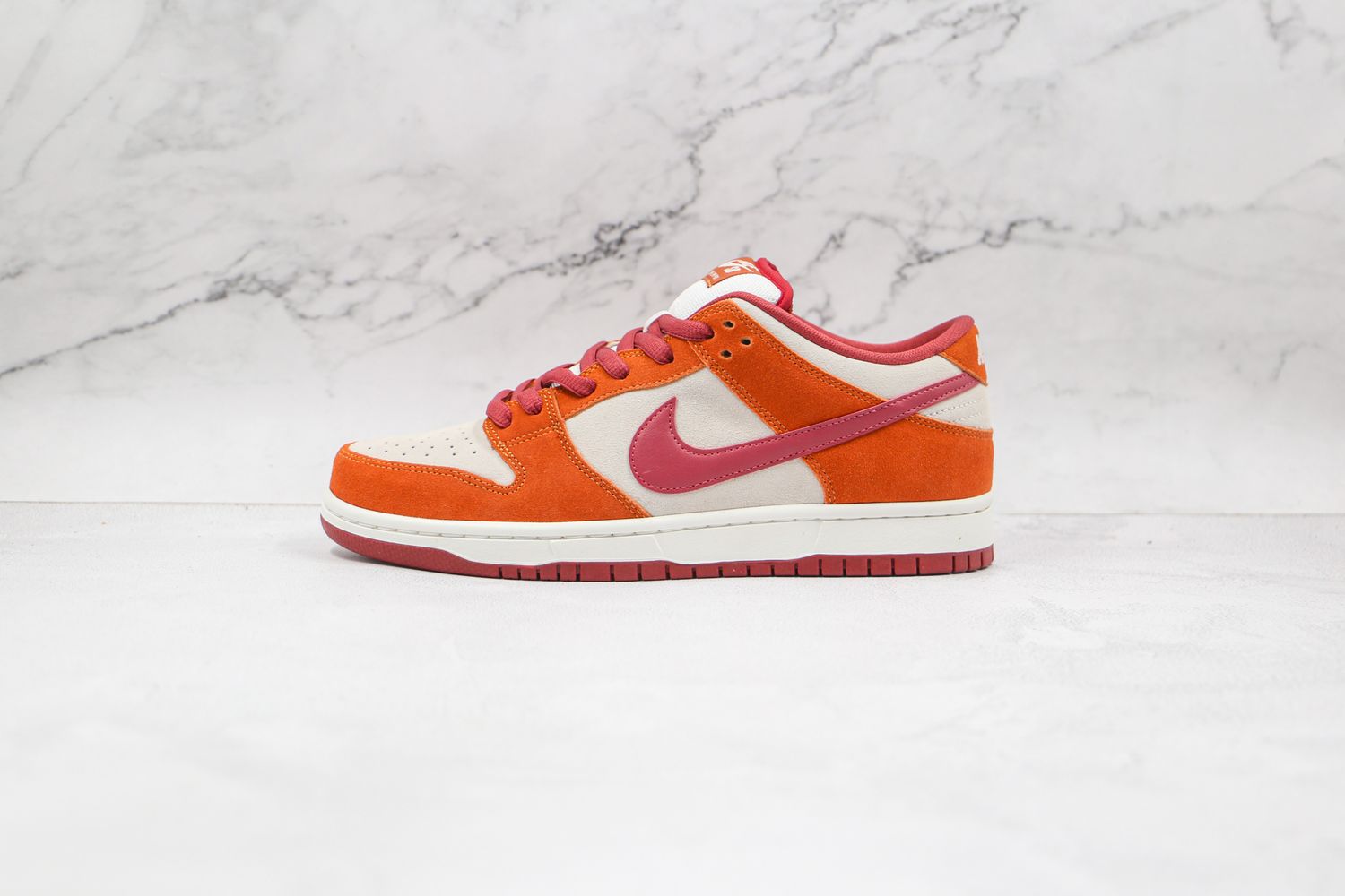 Nike SB Dunk Low Releasing in Dark Russet and Cedar