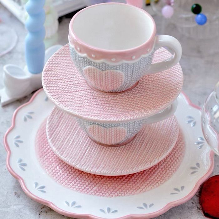 Нэхмэл хээтэй кофены аяга таваг