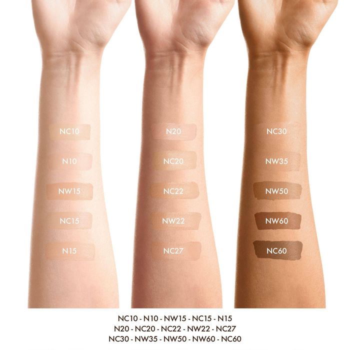 RADIANCE WEAR  NW15 FOUNDATION