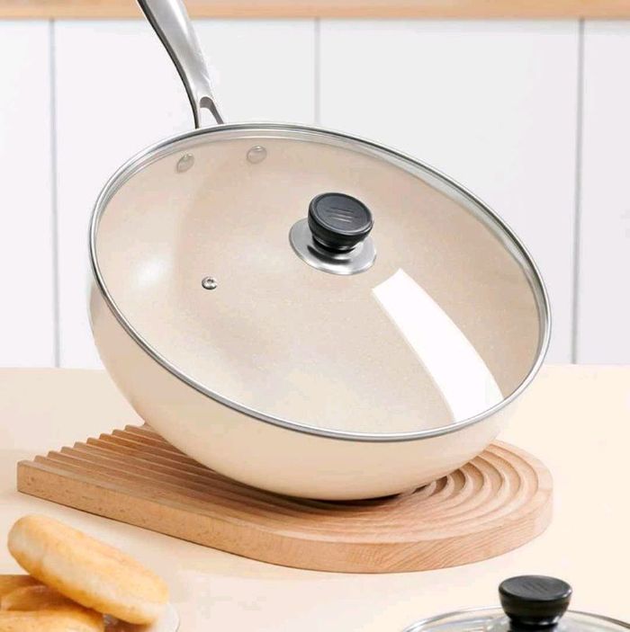 Хайруулны тавагний бариул, Тогооний бариул