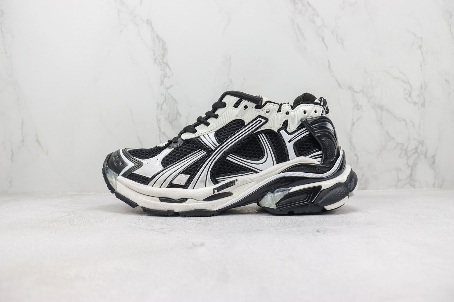 Balenciaga 7.0  Runner
