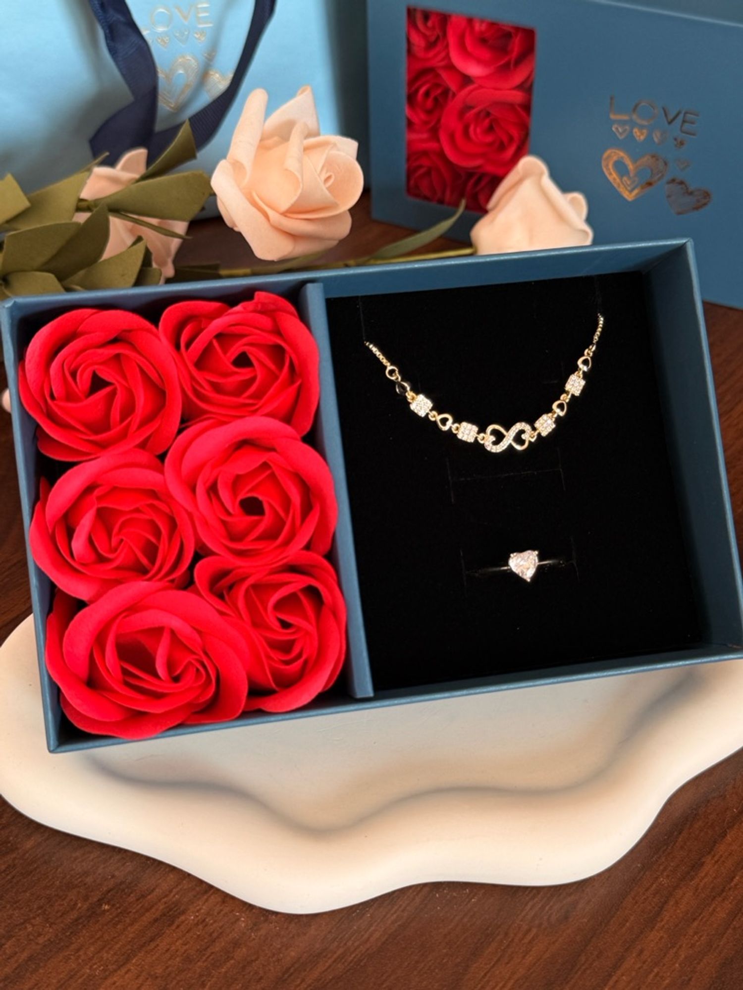 LUM GIFT SET 🌹 #6