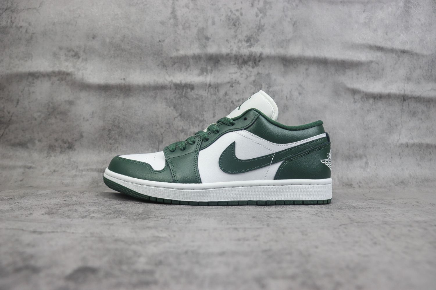 Jordan 1 Low Galactic Jade (Women's)
