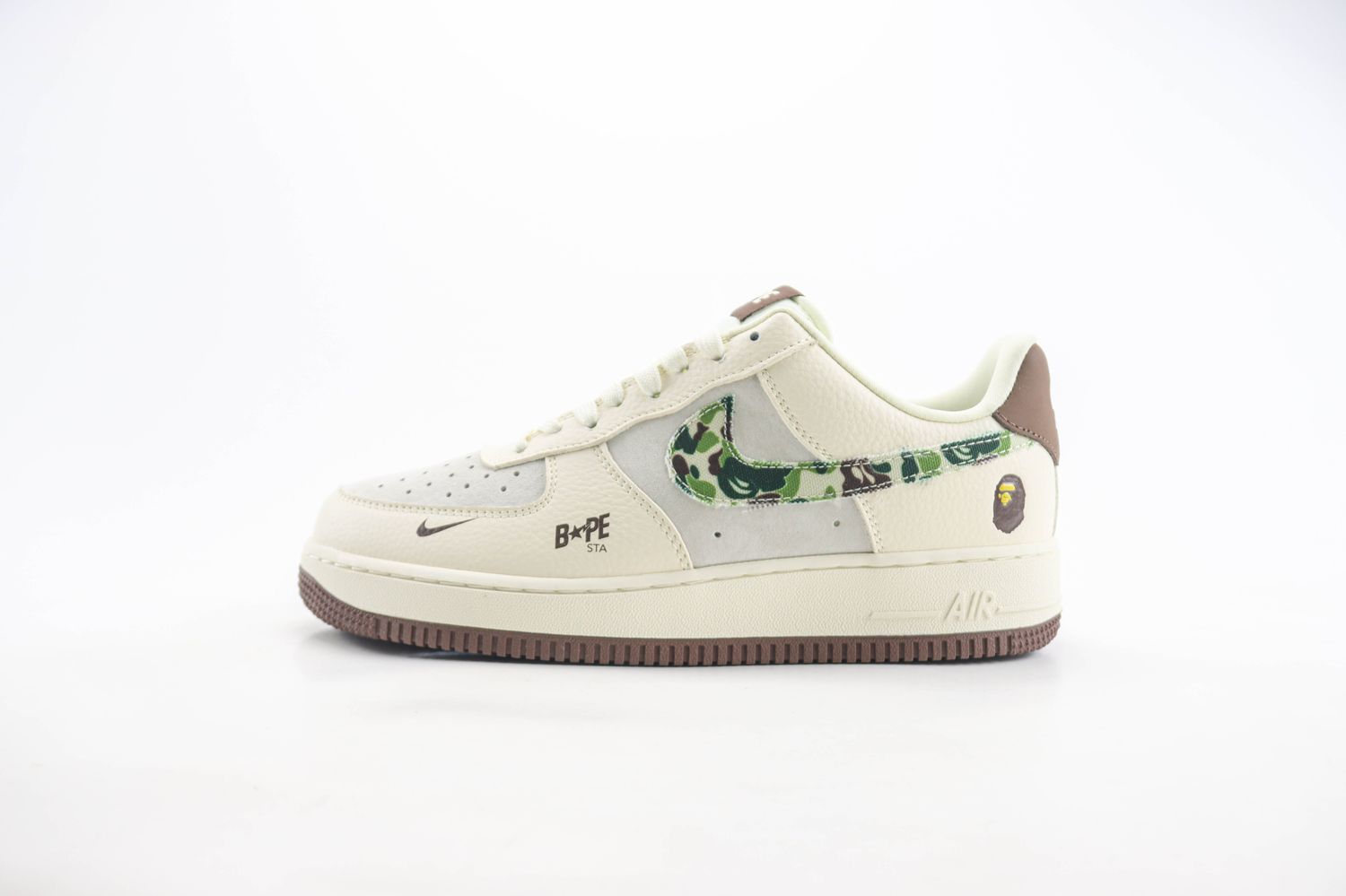Nike Air Force 1 Low x BAPE 09