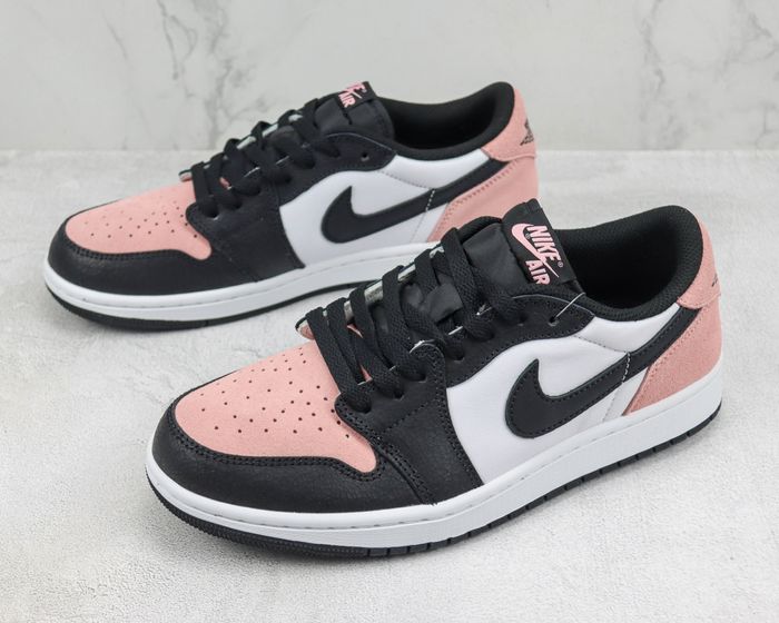 Jordan 1 Low OG Bleached Coral