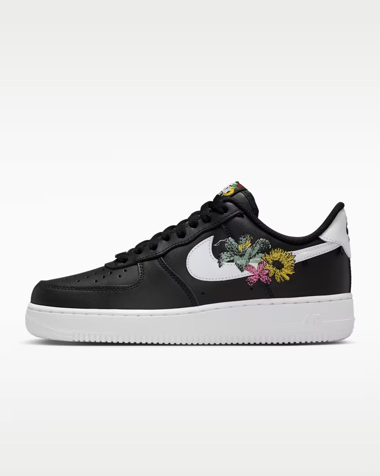 Nike Air Force 1 '07 Premium "Flowers"