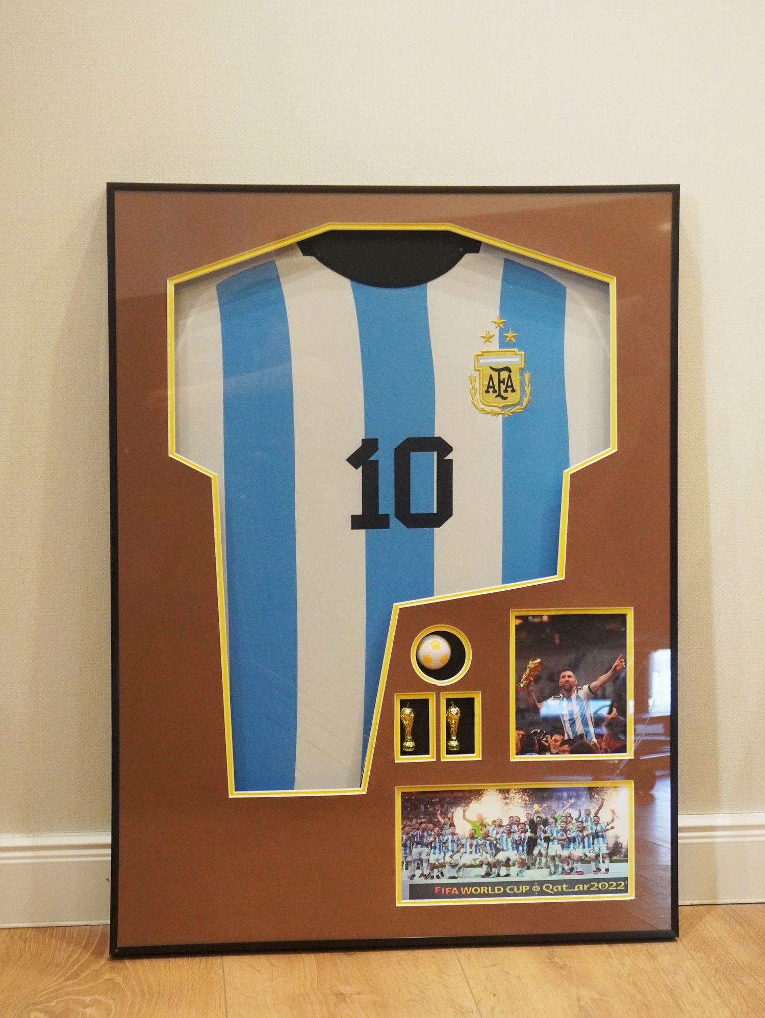 "MESSI" ханын чимэглэл