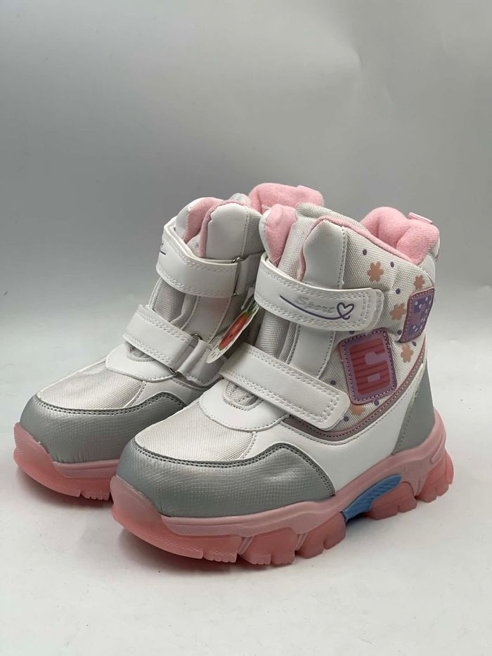 Хүүхдийн уасны гутал