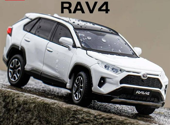 Toyata RAV4 White