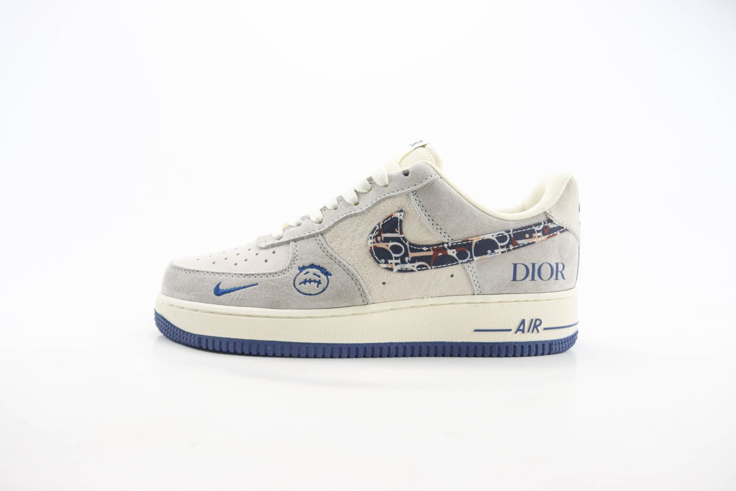 Nike Air Force 1 Low x Dior 09