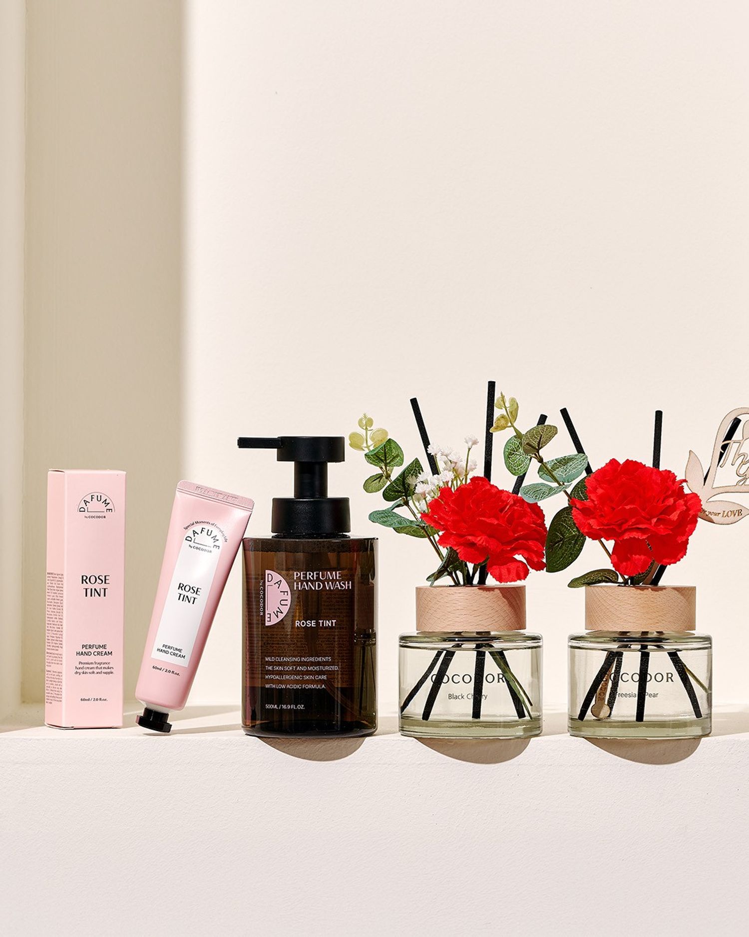 Cocodor Carnation Diffuser Premium Gift Set