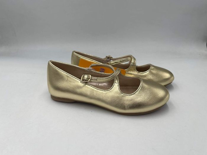 Охидын шаргал  ботинк