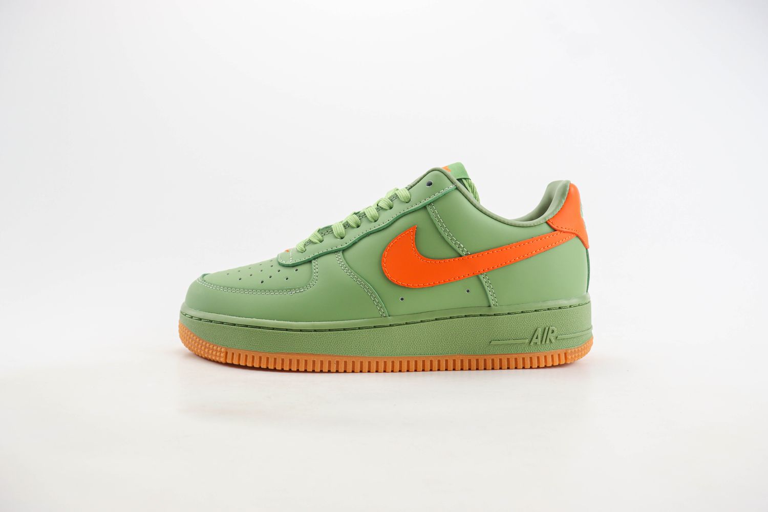 Nike Air Force 1 ‘07 PRM “Oil Green”