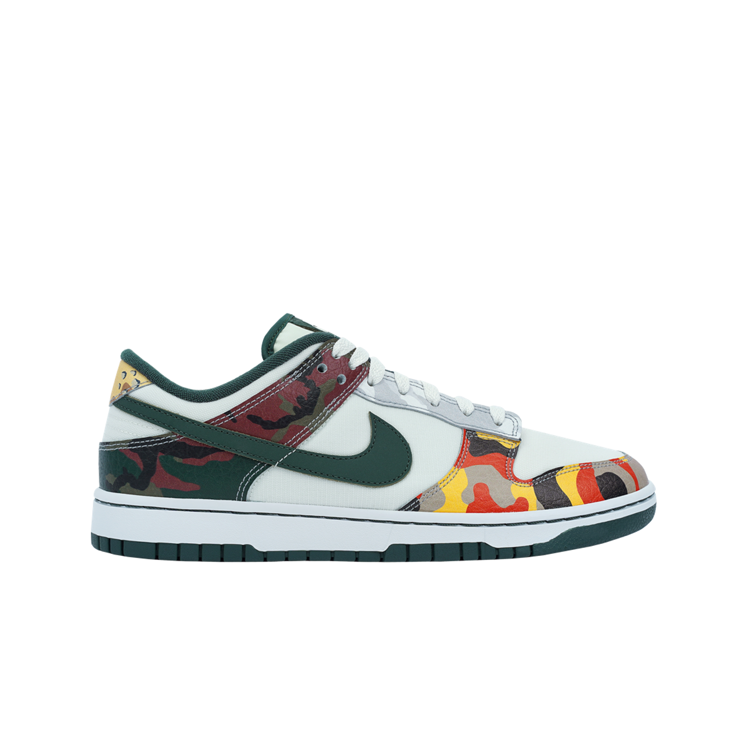 Nike Dunk Low SE Sail Multi Camo