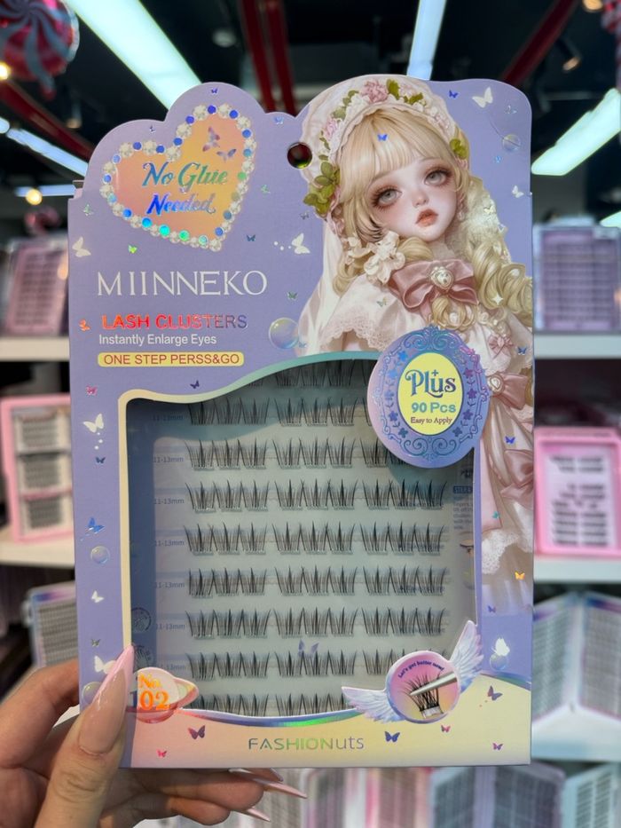 Наадаг сормуус