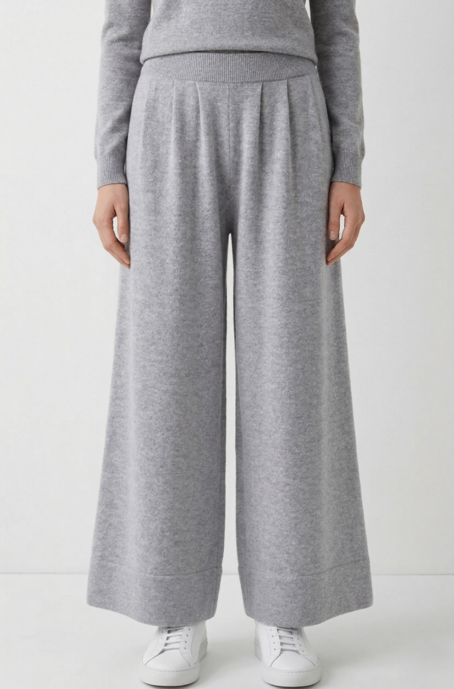 Wide pants knitted