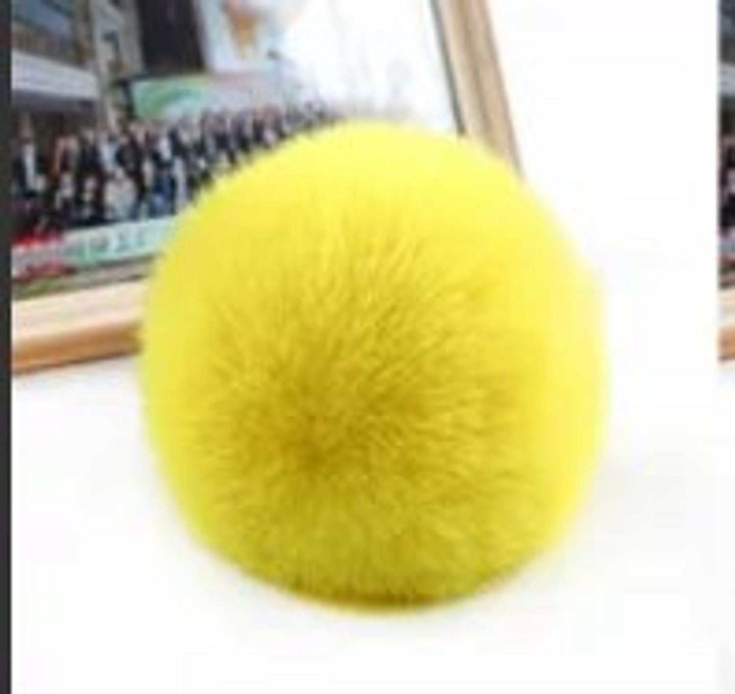 үсэн бөмбөг шар