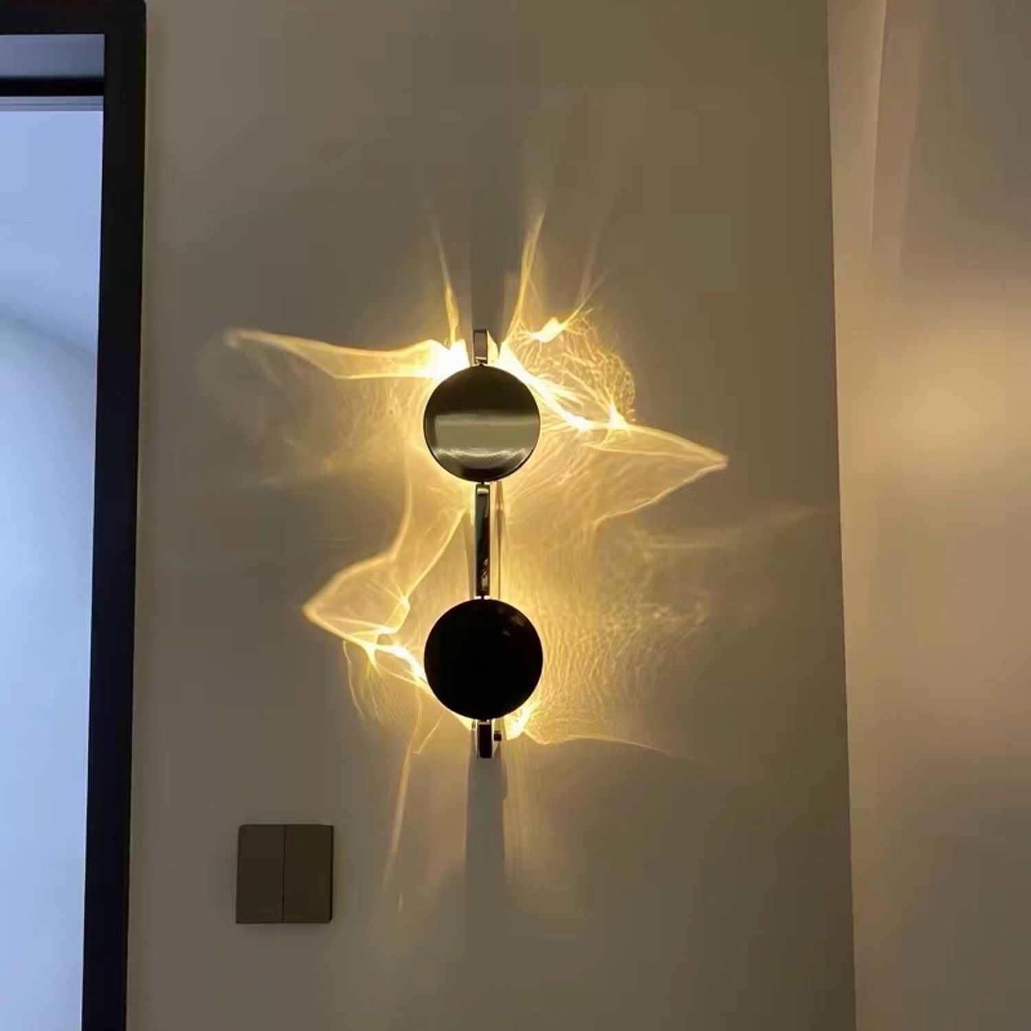 Гэрэл ( долгионтой тусгалтай)