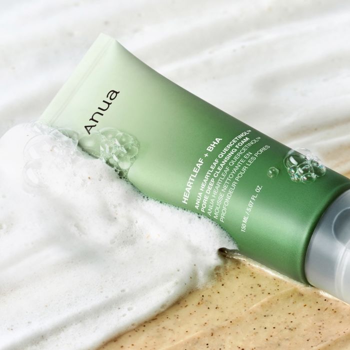 Eoseongcho Quarcetinol Pore Deep Cleansing Foam