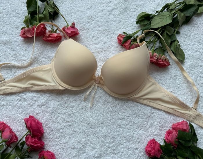 B cup beige 