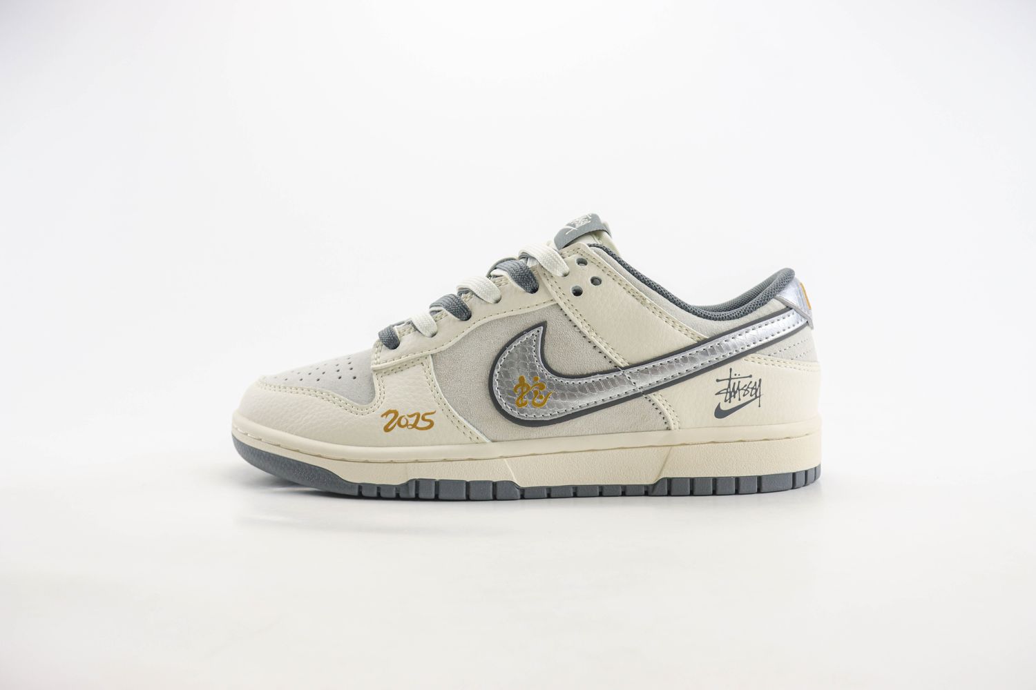 Nike SB Dunk Low Stussy 19