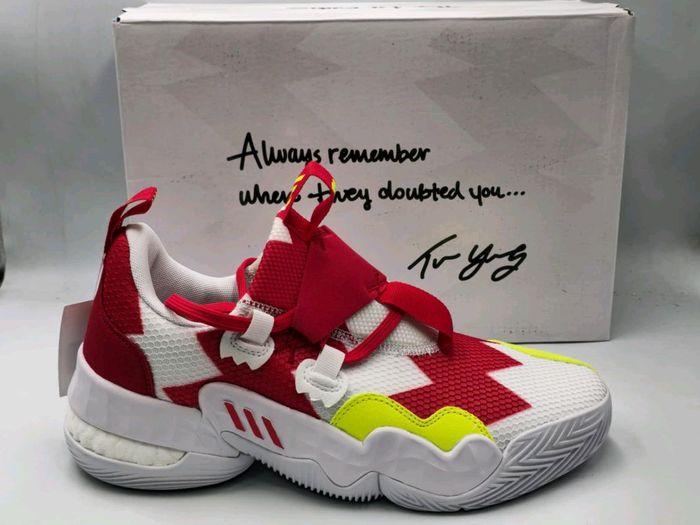 Adidas Trae Young GW3611