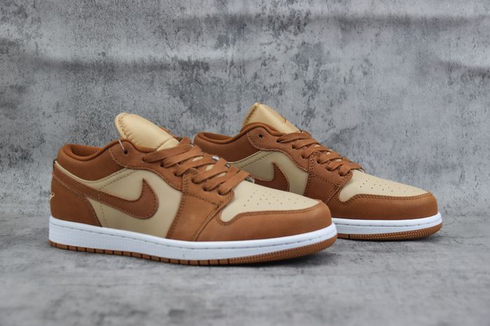 Jordan 1 Low SE Legend Coffee (Women's)