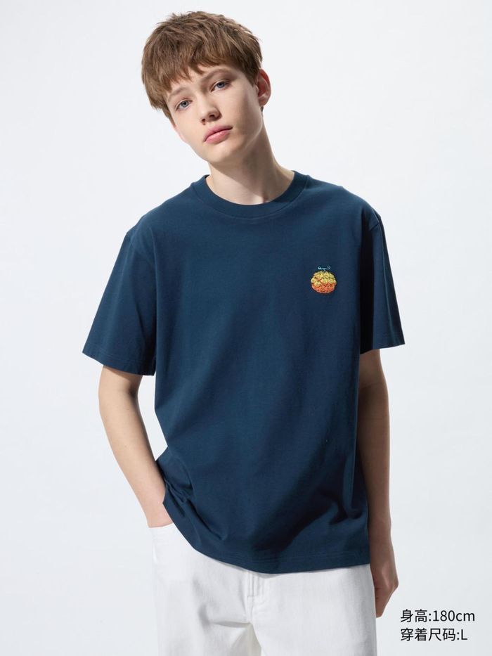 UNIQLO one piece футболка