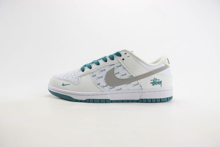 Nike SB Dunk Low x Stussy 116