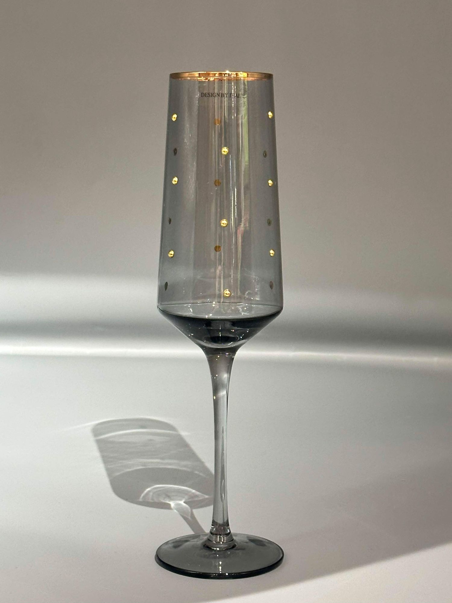 Thos champagne хундага саарал