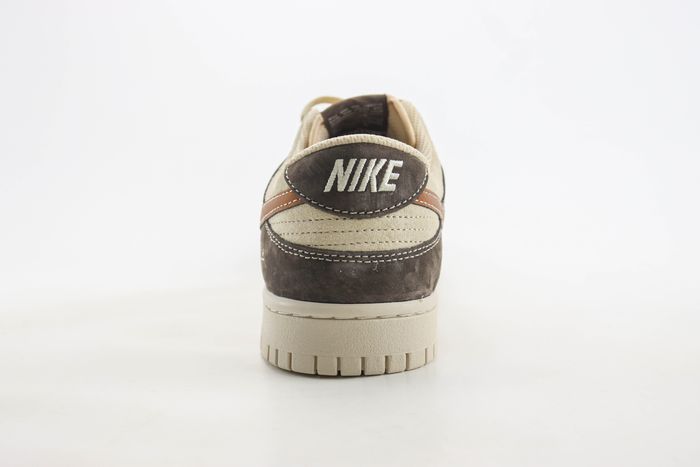 Nike SB Dunk Low Stray Rats 
