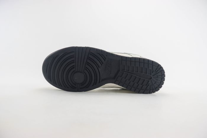 Nike SB Dunk Low x BAPE 30