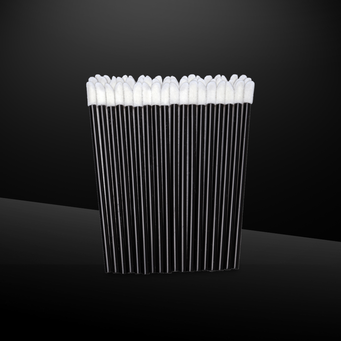 Doe foot/angled lip brush applicators