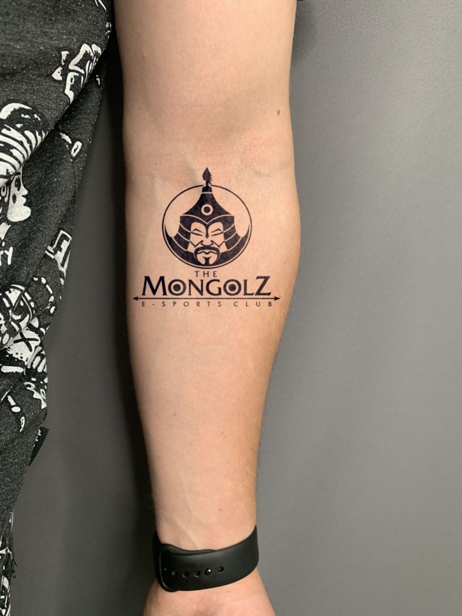 The MongolZ Усан шивээс