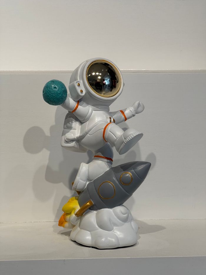 Astronaut Figurine-Rocket