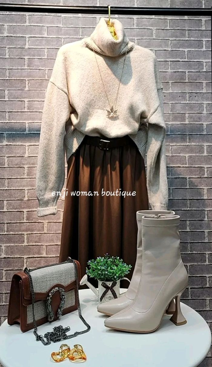 SWEATERS AND CARDIGAN 