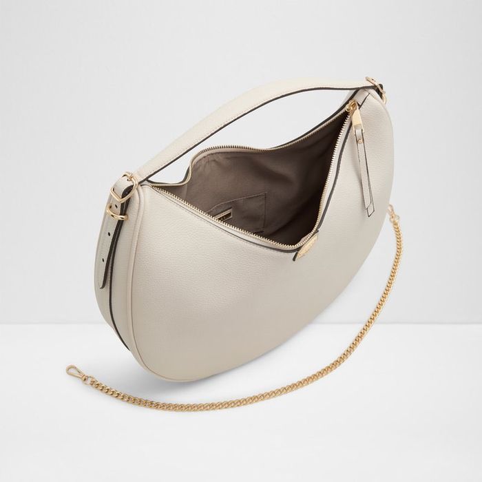 https://cdn.zochil.shop/0b283416-f473-4a51-9c19-80882bf653dd_t700.jpg