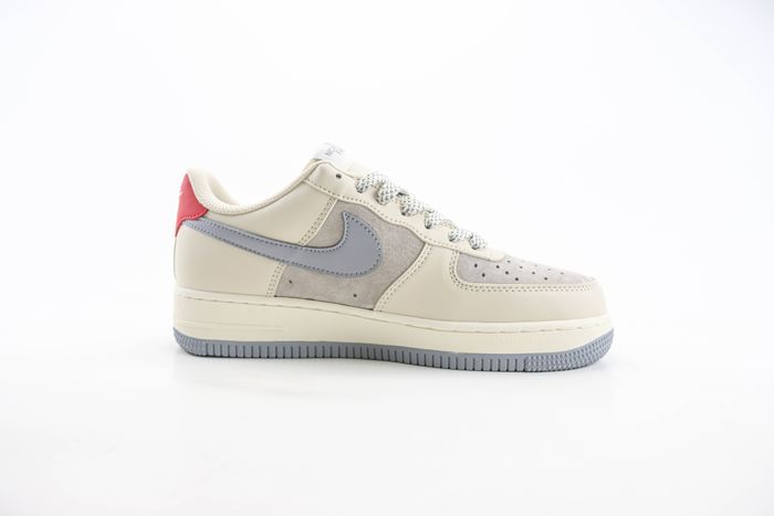 Nike Air Force 1 Low x The North Face 04