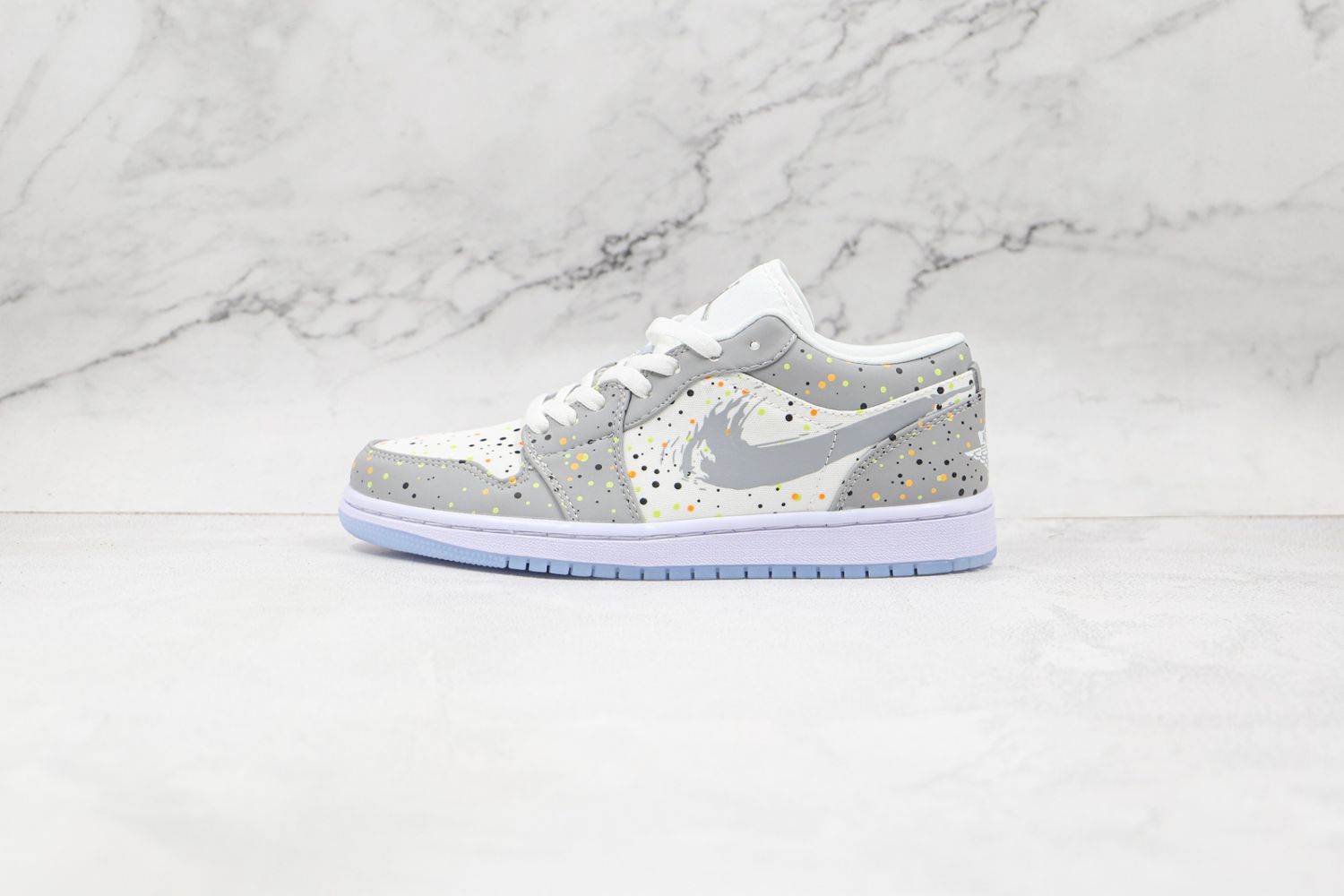 Nike Air Jordan 1 LowPaint Splatter