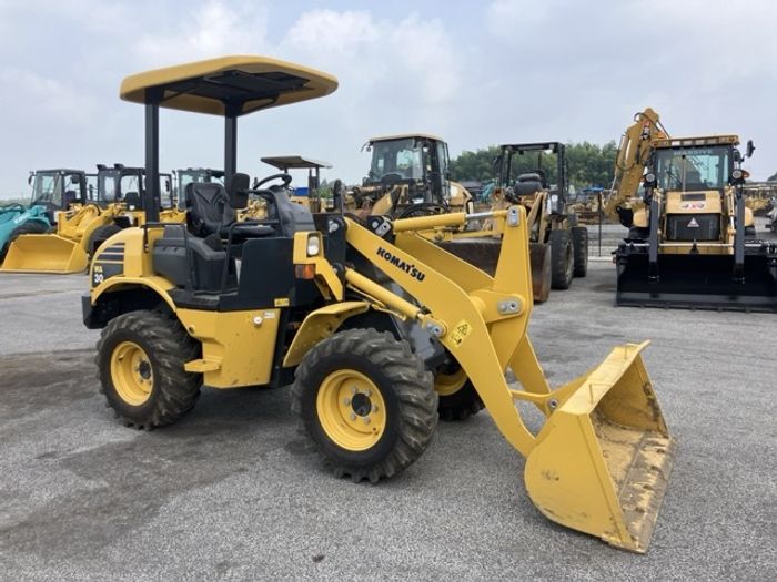 Komatsu WA30 Loader