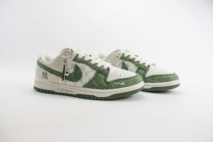 Nike SB Dunk Low x MLB 05