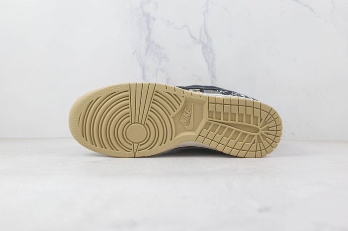 Nike SB Dunk Low Travis Scott