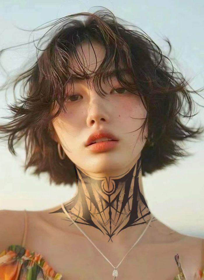 Эмэгтэй хүзүүний Усан шивээс