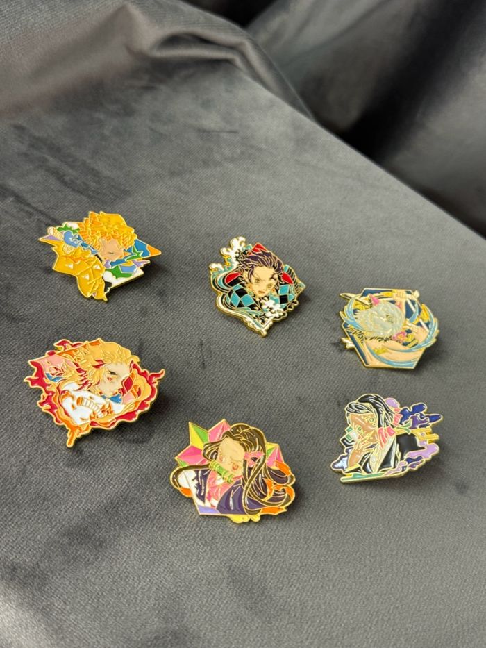 Demon Slayer - тэмдэг