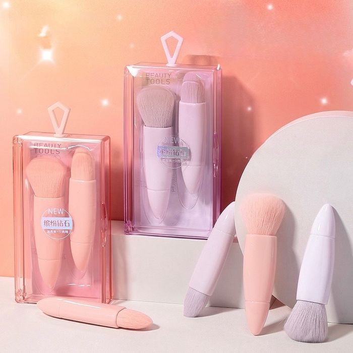 Нүүр будалтын багс 