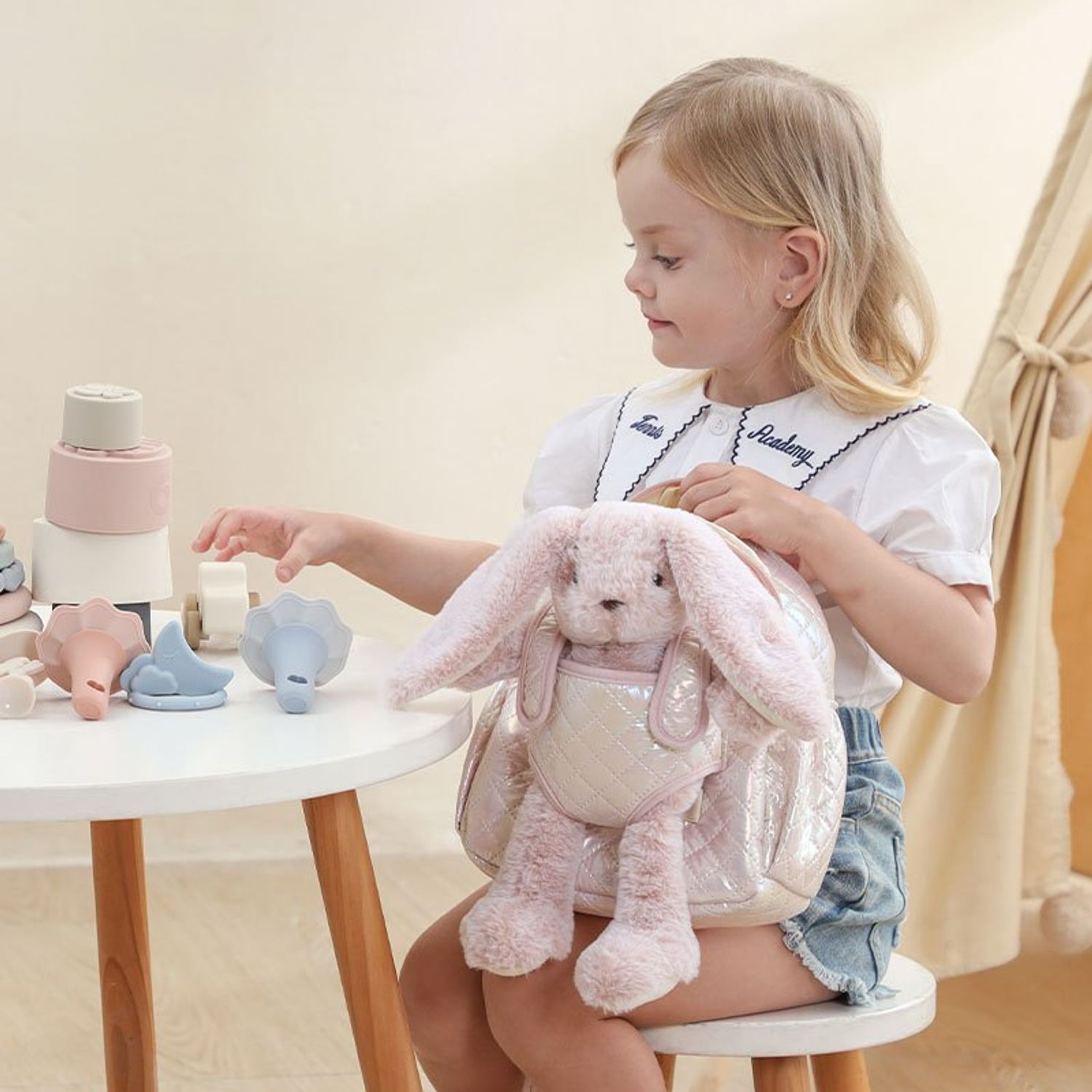 Moonkie Hug & Go™ Bunny