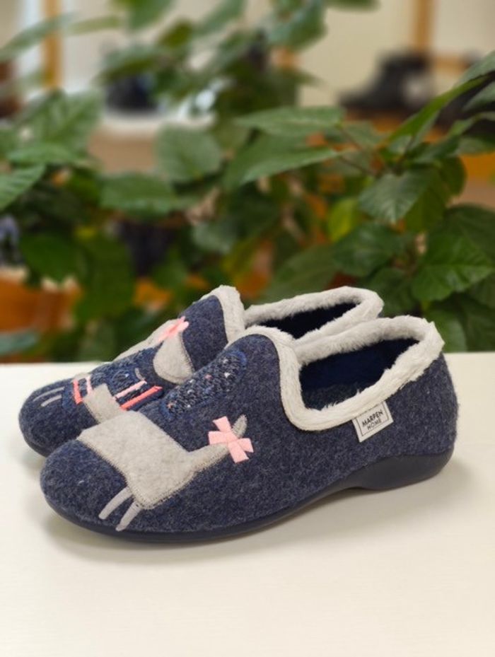 Marpen Slippers /tw61/